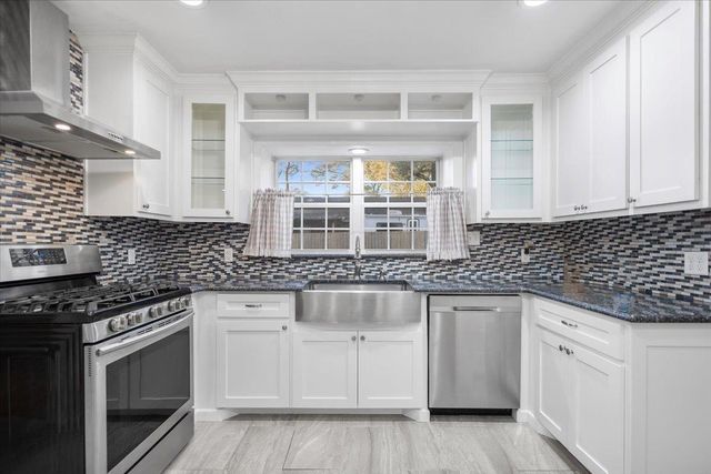 1402 Lawndale, Longview, TX 75604