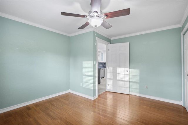 1402 Lawndale, Longview, TX 75604