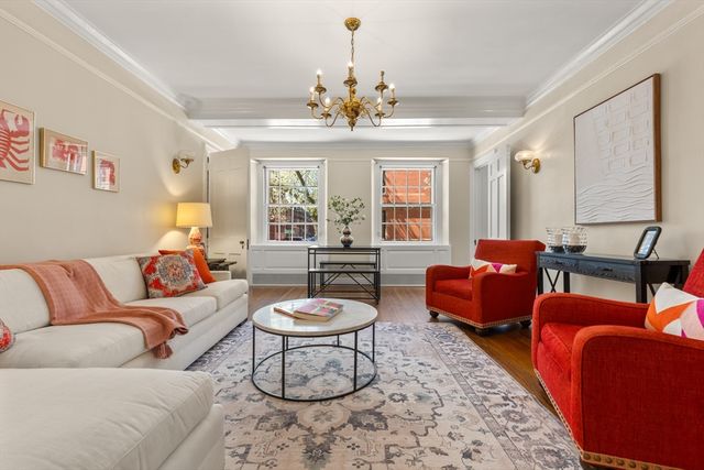 192 Commonwealth Ave 2, Boston, MA 02116