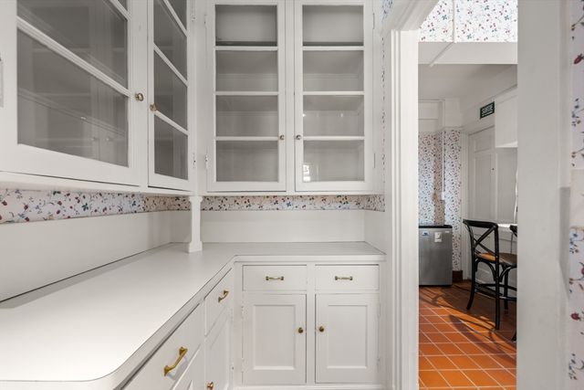 192 Commonwealth Ave 2, Boston, MA 02116