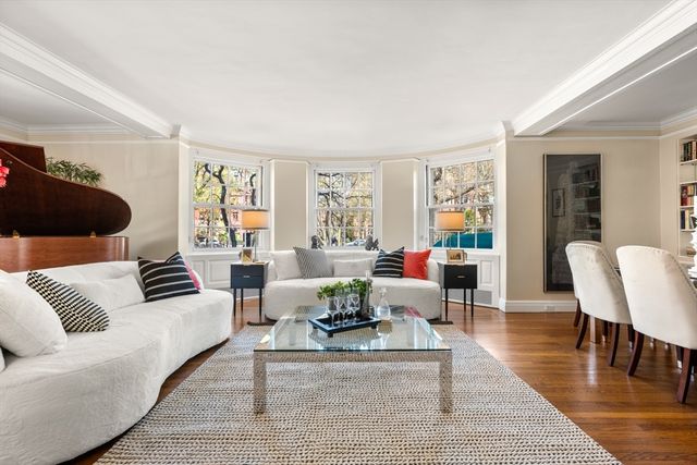 192 Commonwealth Ave 2, Boston, MA 02116