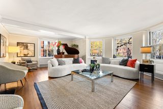 192 Commonwealth Ave 2, Boston, MA 02116