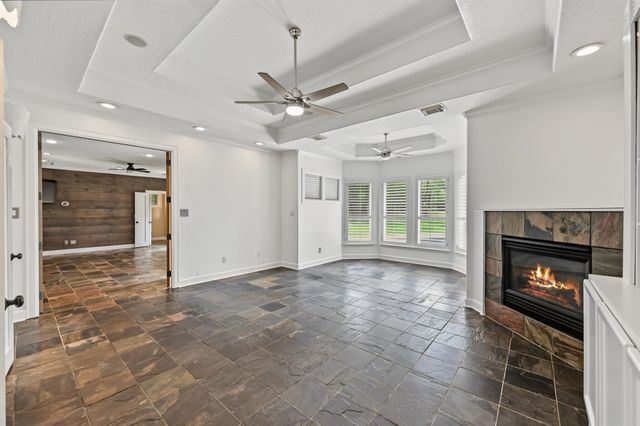 10933 Lake Forest Drive, Conroe, TX 77384