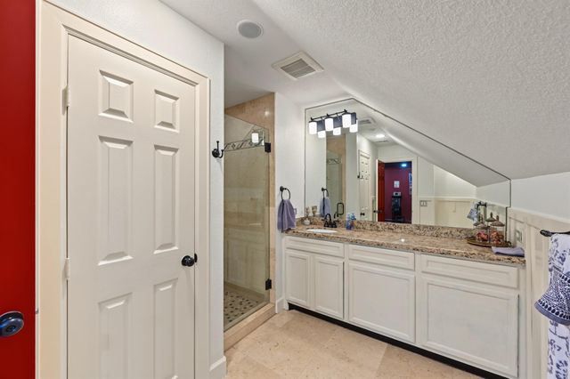 10933 Lake Forest Drive, Conroe, TX 77384