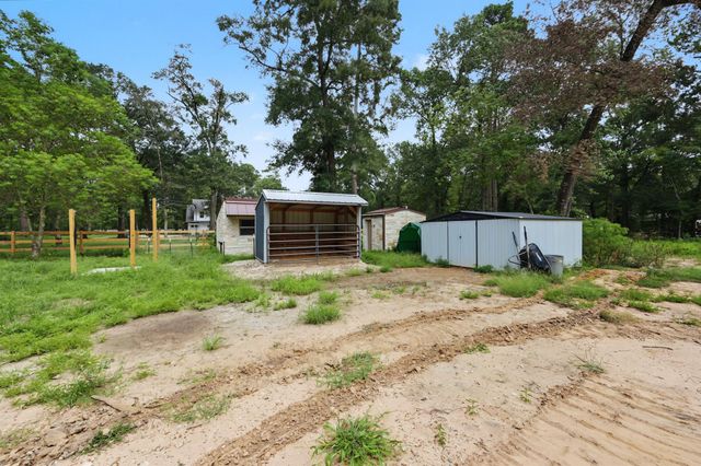 10933 Lake Forest Drive, Conroe, TX 77384