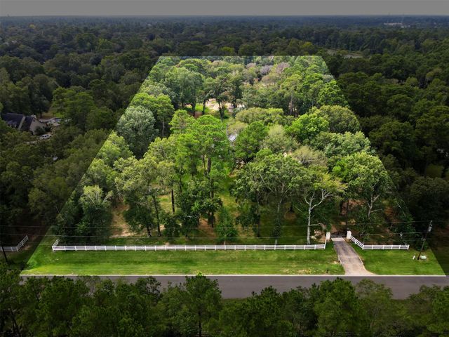 10933 Lake Forest Drive, Conroe, TX 77384