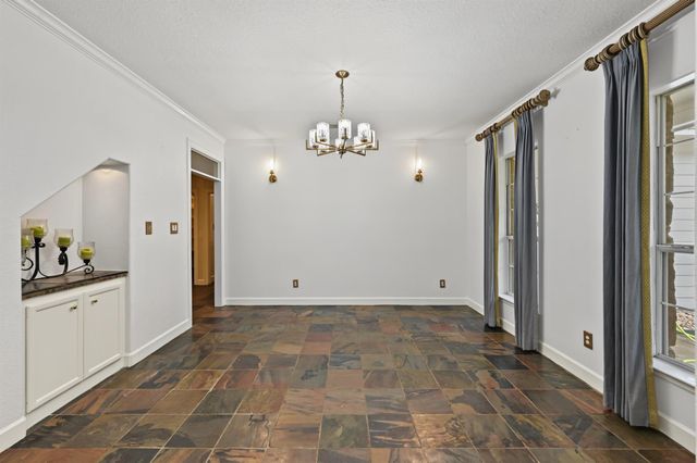 10933 Lake Forest Drive, Conroe, TX 77384
