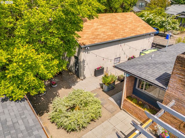 4235 Se WOODWARD St, Portland, OR 97206