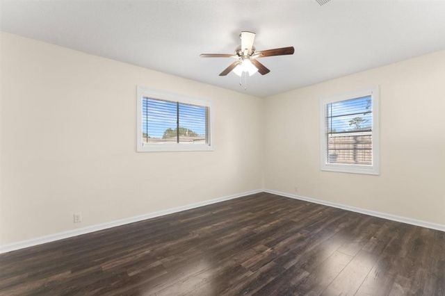 230 Crestwood Lane, Lake Charles, LA 70605