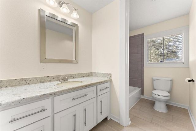 230 Crestwood Lane, Lake Charles, LA 70605