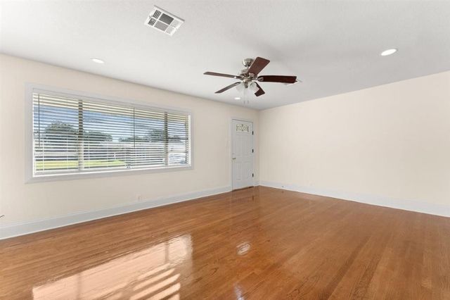 230 Crestwood Lane, Lake Charles, LA 70605