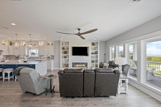 3701 Biscayne Beach Road, Port Bolivar, TX 77650