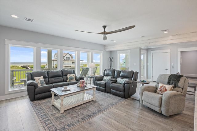 3701 Biscayne Beach Road, Port Bolivar, TX 77650