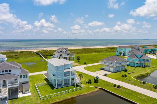 3701 Biscayne Beach Road, Port Bolivar, TX 77650