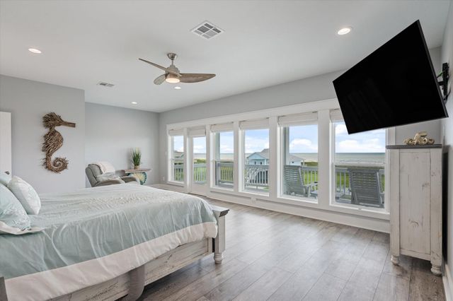 3701 Biscayne Beach Road, Port Bolivar, TX 77650