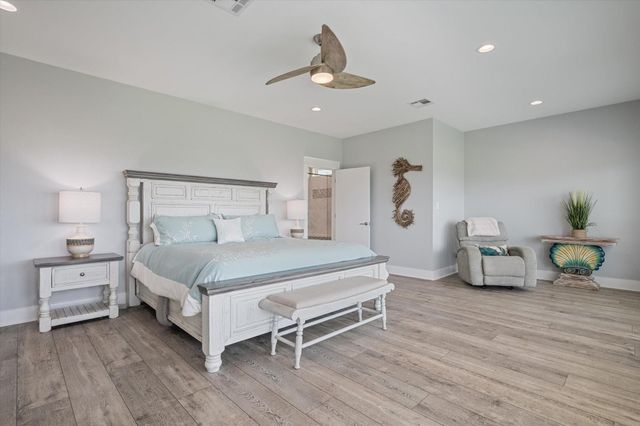 3701 Biscayne Beach Road, Port Bolivar, TX 77650