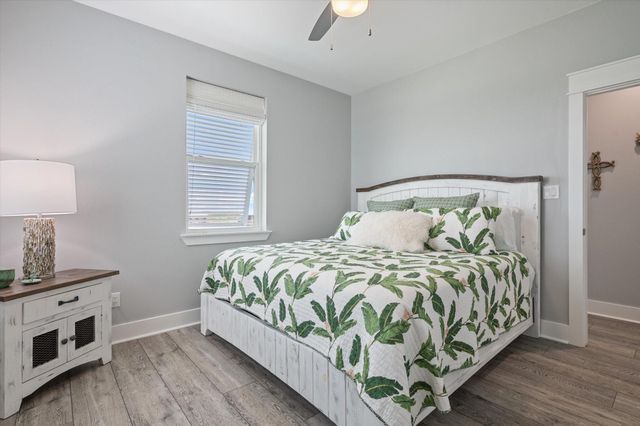 3701 Biscayne Beach Road, Port Bolivar, TX 77650