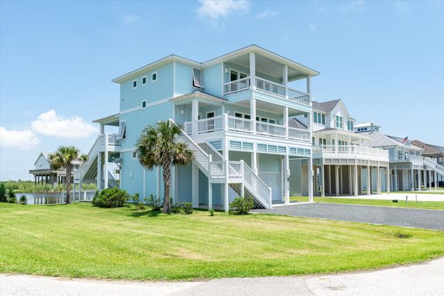 3701 Biscayne Beach Road, Port Bolivar, TX 77650