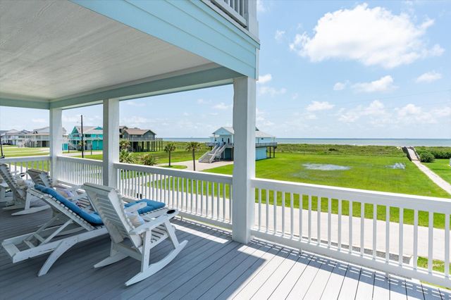 3701 Biscayne Beach Road, Port Bolivar, TX 77650