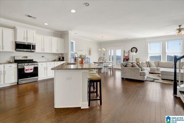 6439 WINSLOW DRIVE, Trussville, AL 35173