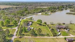 1633 River Road, Goodrich, TX 77335