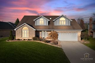 13124 W Beaver Lake Drive, Homer Glen, IL 60491