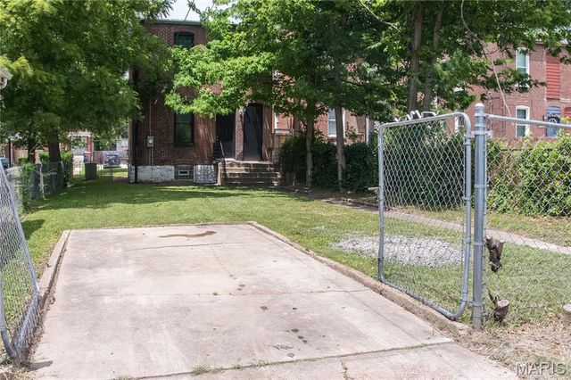 5518 Louisiana Avenue, St Louis, MO 63111