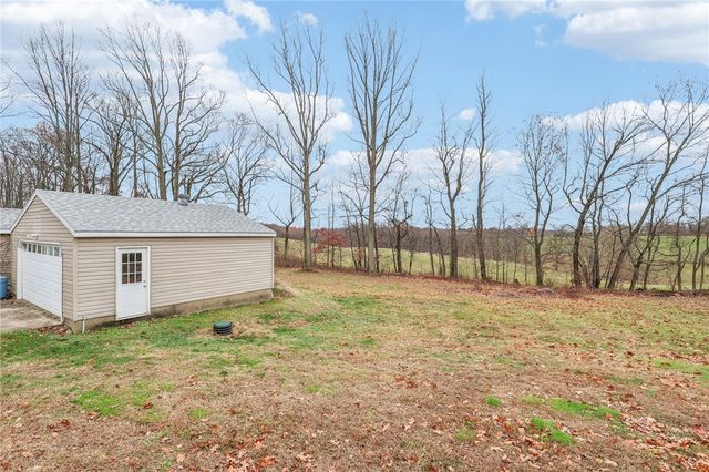 144 Langham Dr, Green Twp, PA 15050