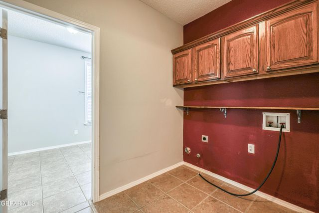 14044 Highweed Drive, Horizon City, TX 79928