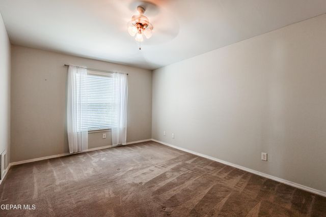 14044 Highweed Drive, Horizon City, TX 79928