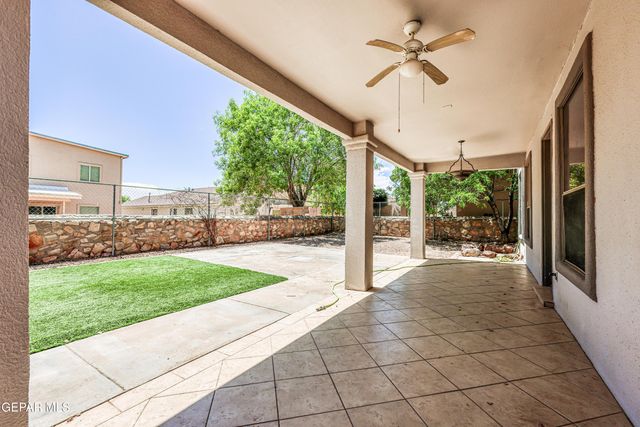 14044 Highweed Drive, Horizon City, TX 79928