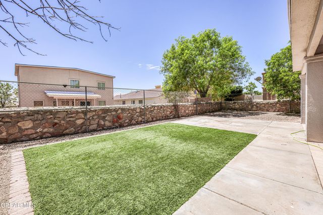 14044 Highweed Drive, Horizon City, TX 79928