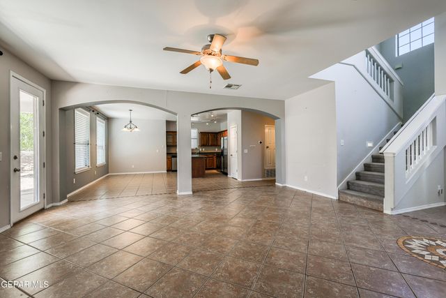 14044 Highweed Drive, Horizon City, TX 79928