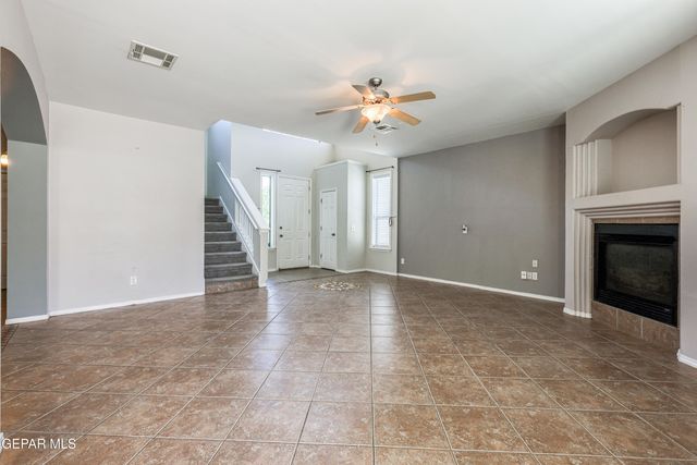 14044 Highweed Drive, Horizon City, TX 79928