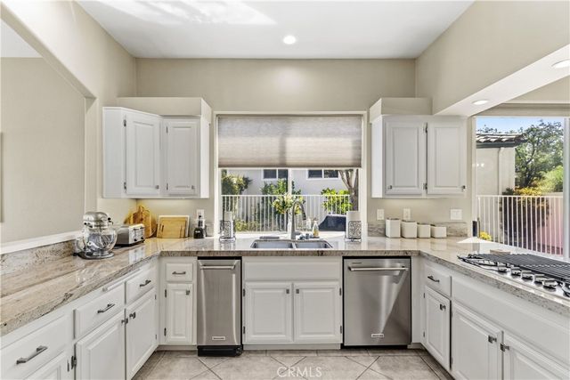 23050 Donnoch Court, Murrieta, CA 92562