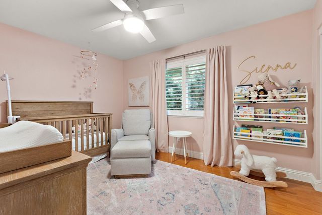 19 Waters Cove Ct, Sacramento, CA 95831