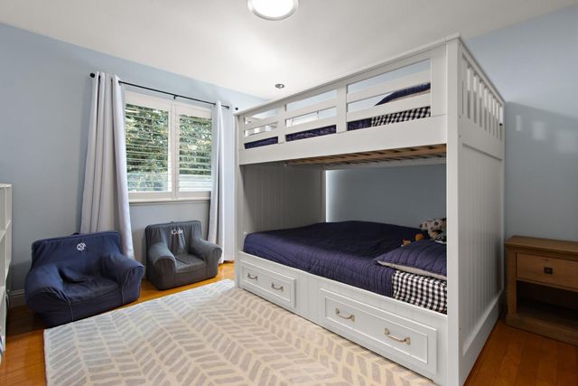 19 Waters Cove Ct, Sacramento, CA 95831