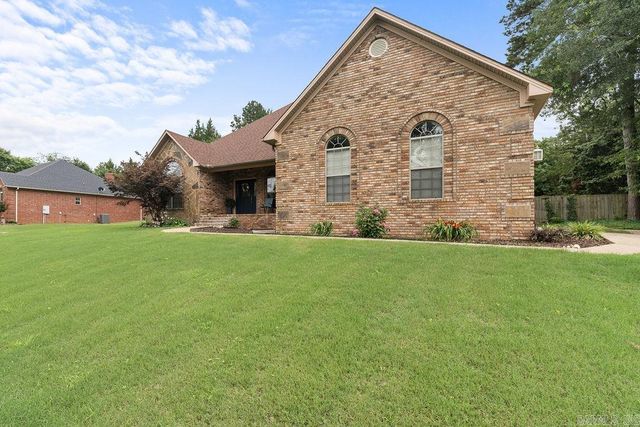 31 Auburn Hills Dr, Greenbrier, AR 72058