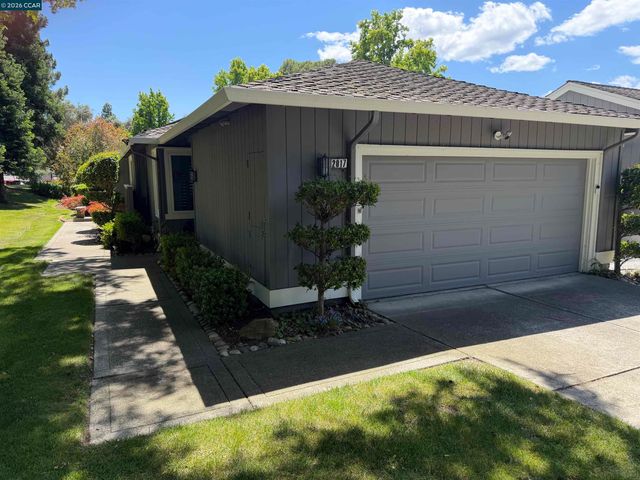 2017 W Rancho Verde Cir, Danville, CA 94526