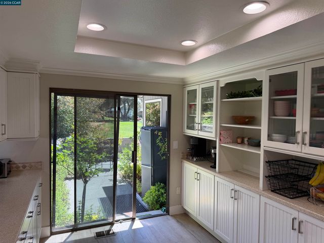 2017 W Rancho Verde Cir, Danville, CA 94526