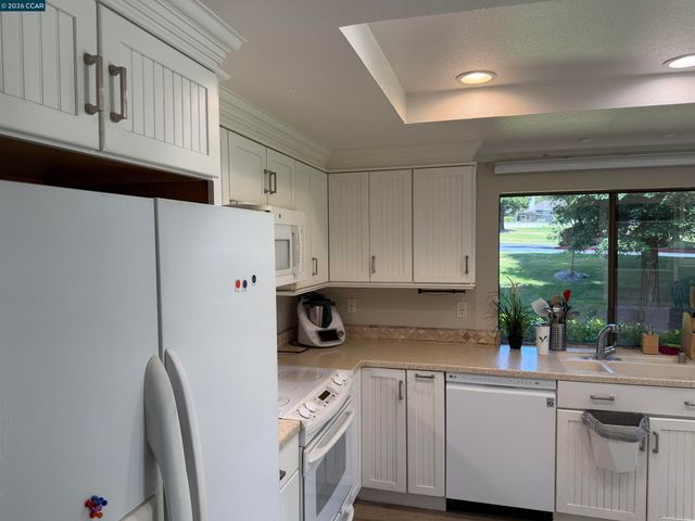2017 W Rancho Verde Cir, Danville, CA 94526