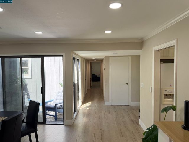 2017 W Rancho Verde Cir, Danville, CA 94526