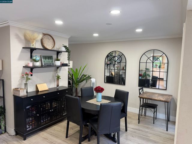 2017 W Rancho Verde Cir, Danville, CA 94526