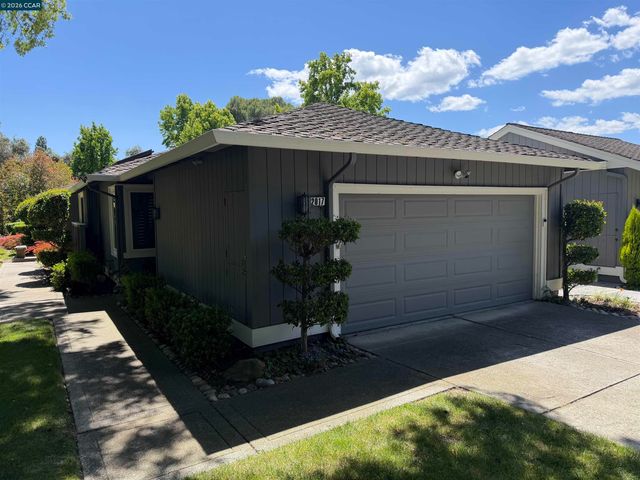 2017 W Rancho Verde Cir, Danville, CA 94526