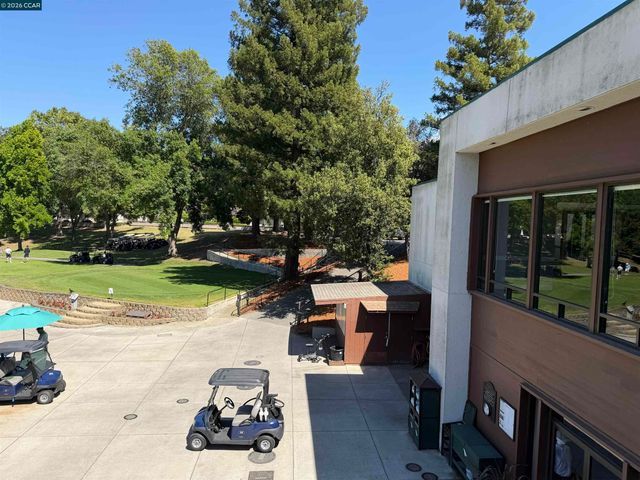 2017 W Rancho Verde Cir, Danville, CA 94526