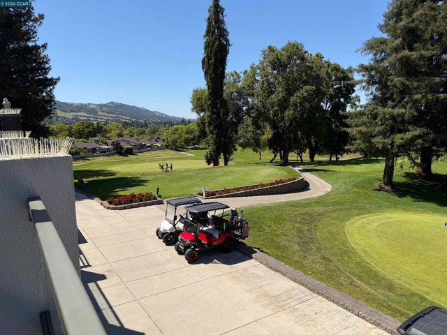 2017 W Rancho Verde Cir, Danville, CA 94526