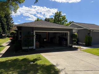 2017 W Rancho Verde Cir, Danville, CA 94526