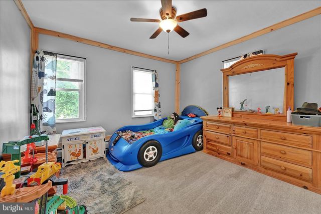 524 S RAILROAD ST, Myerstown, PA 17067