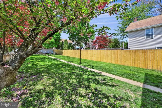 524 S RAILROAD ST, Myerstown, PA 17067