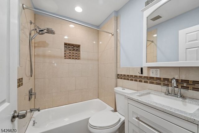 19 Elmwood Ave, West Orange Twp., NJ 07052